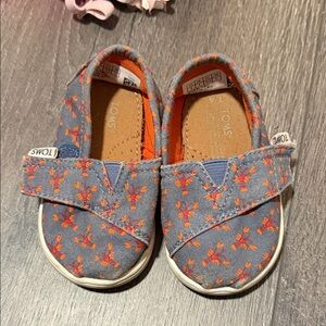 TOMS Infant Denim and Orange Lobsters Sneakers
